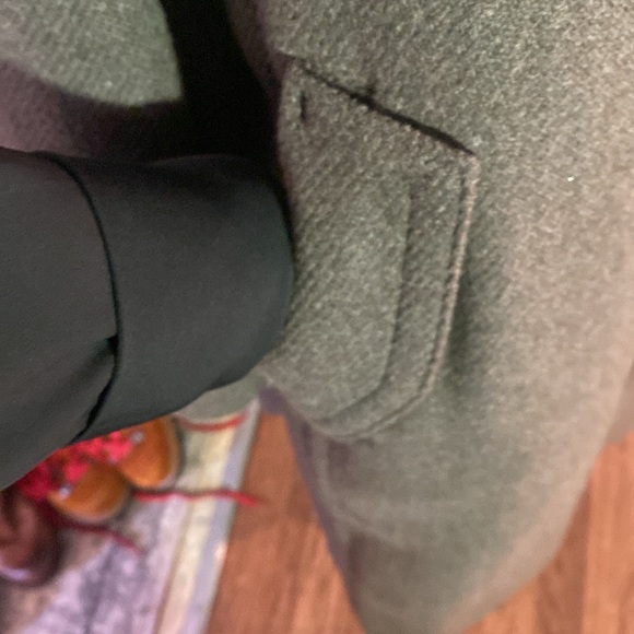 Wool trench coat by Club Monaco in pristine condition. Worn 2x. - Picture 8 of 15